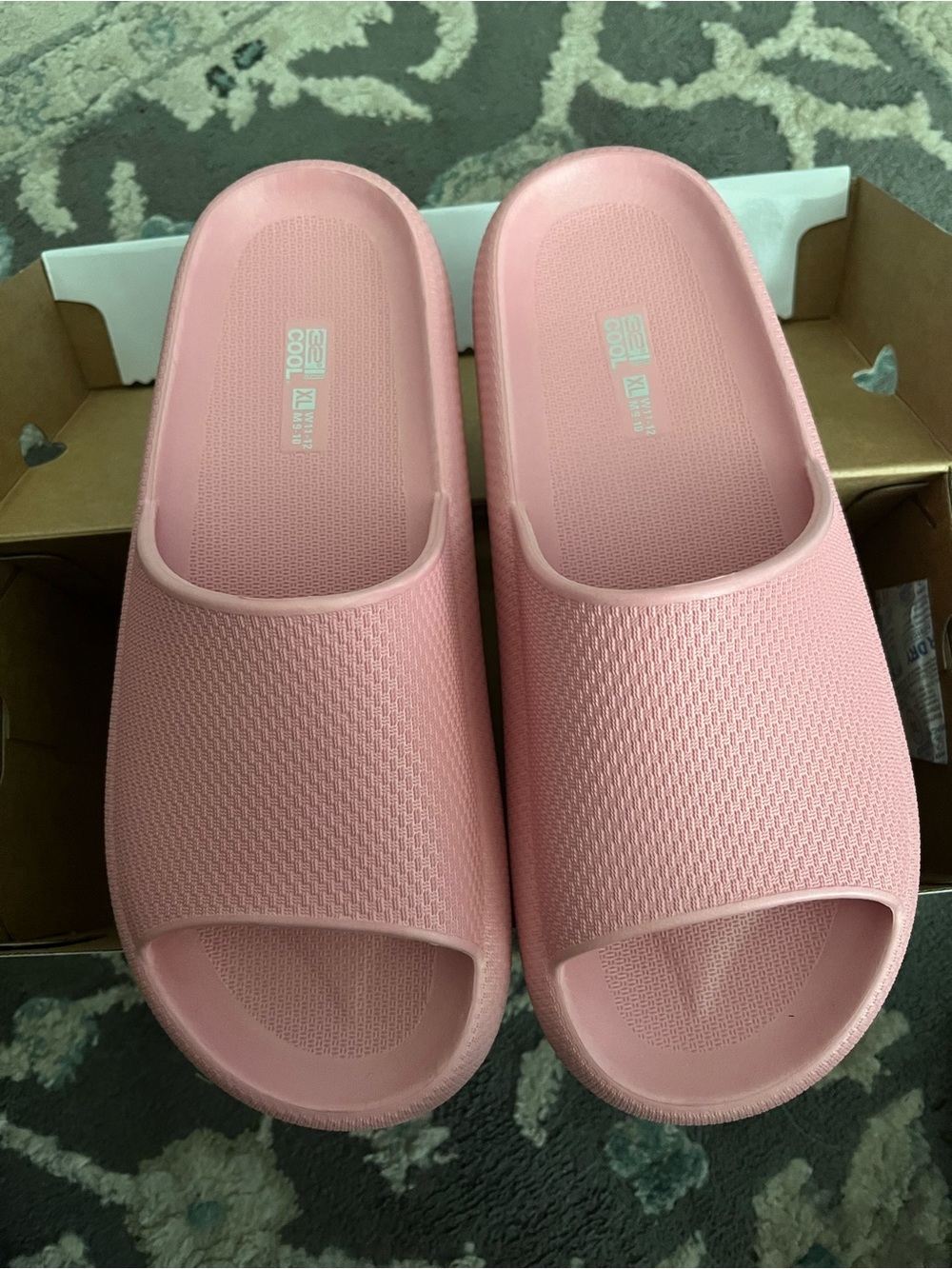 32 Degrees Women's Pink Slide Sandals